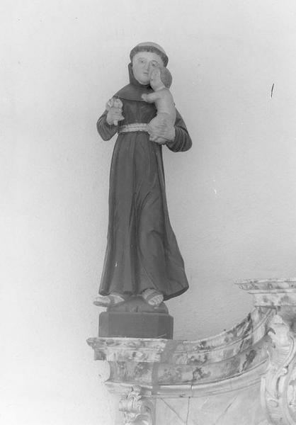 autel, retable, détail d'une statue : saint Antoine de Padoue, vue générale