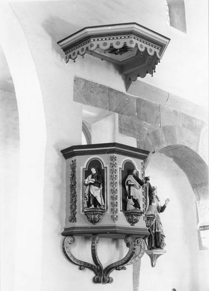 Chaire à prêcher, 3 statues : saints Mathieu, saint Marc, saint Luc