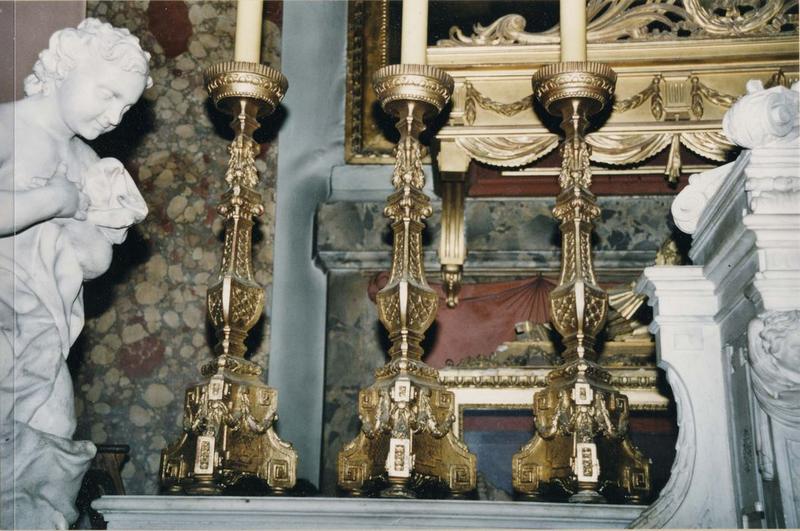 chandeliers du maître-autel, vue partielle