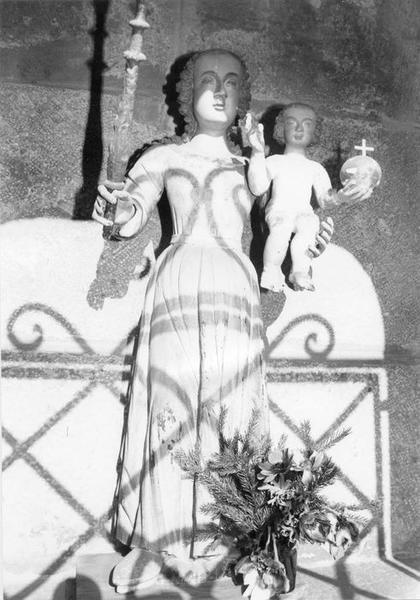 statue : Vierge à l'Enfant, vue générale - © Ministère de la Culture (France), Médiathèque du patrimoine et de la photographie (objets mobiliers), tous droits réservés