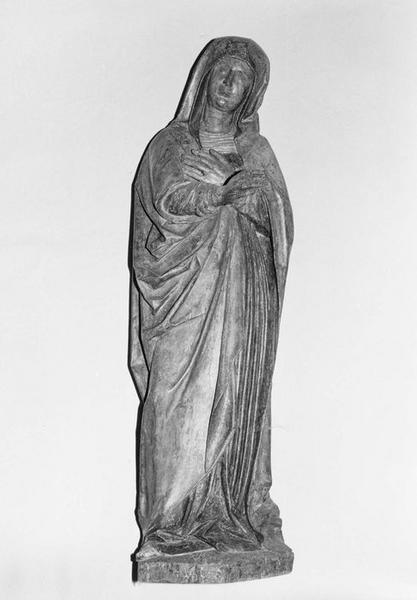 statue : Vierge de douleur, vue générale - © Ministère de la Culture (France), Médiathèque du patrimoine et de la photographie (objets mobiliers), tous droits réservés