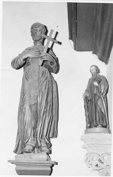 statue : saint dominicain, vue générale