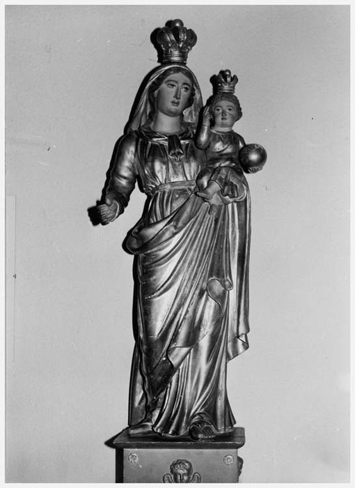 Statue : Vierge à l'Enfant