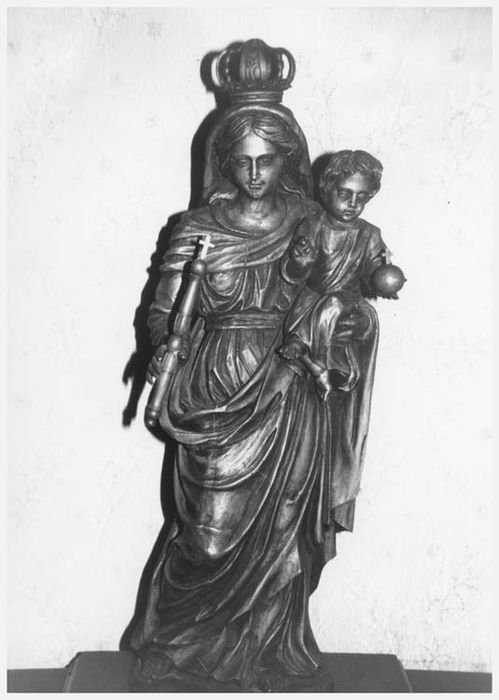 Statue : Vierge à l'Enfant