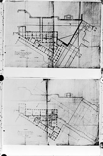 Deux plans, rez-de-chaussée et 1er étage de l'aile à droite de la cour Royale