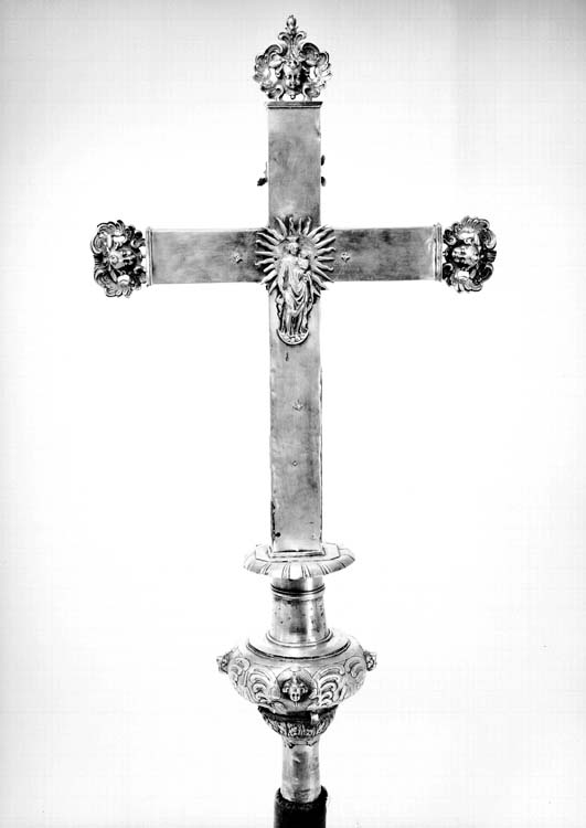 Croix processionnelle en argent, revers