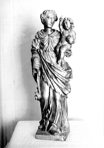 Statue de la Vierge à l'Enfant, en bois doré