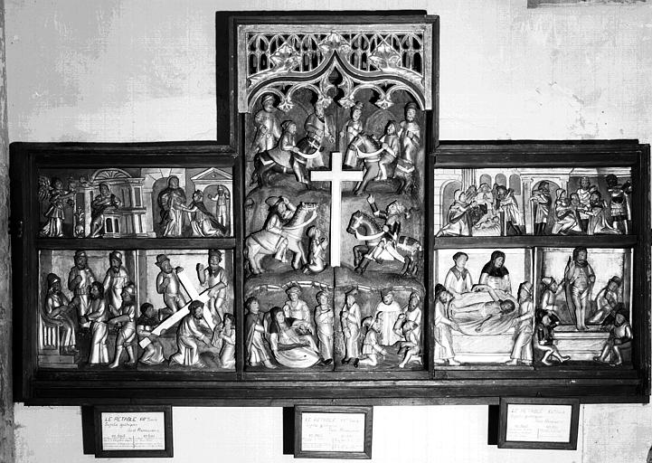 Retable, ensemble du haut-relief en bois : scènes de la vie du Christ