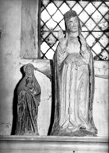 Deux statue en bois : sainte Madeleine et Saint