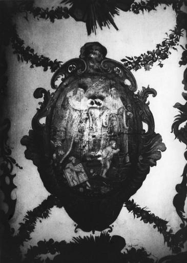 Plafond : Médaillon avec saint Côme et saint Damien, huile sur toile marouflée sur bois - © Ministère de la Culture (France), Médiathèque du patrimoine et de la photographie (objets mobiliers), tous droits réservés