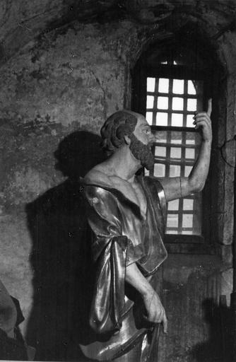 Statue : Saint Pierre, bois sculpté, peint, doré (profil droit) - © Ministère de la Culture (France), Médiathèque du patrimoine et de la photographie (objets mobiliers), tous droits réservés
