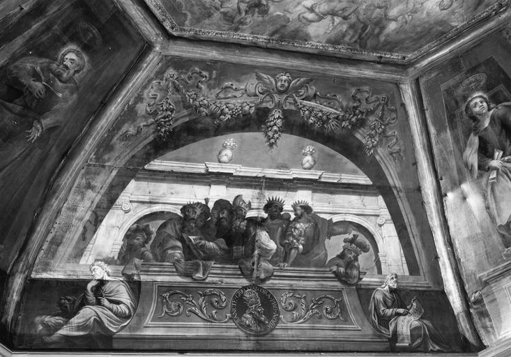 Peinture monumentale, plafond : sur fond d'architecture en trompe l'oeil, Persique, Delphique, saint Matthieu, Salomon, David, les prophètes Daniel et Isaïe, sur les panneaux latéraux, saint Marc et saint Jean dans des niches en trompe l'oeil, - © Ministère de la Culture (France), Médiathèque du patrimoine et de la photographie (objets mobiliers), tous droits réservés