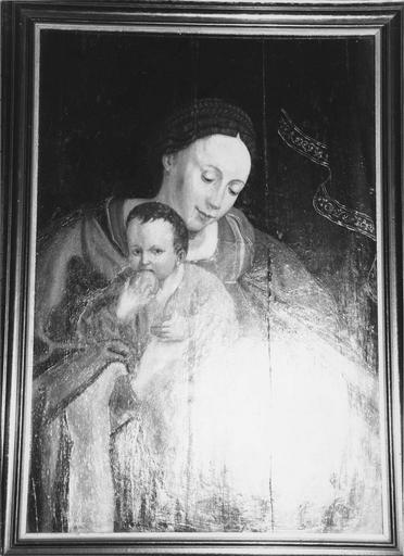 Tableau : Vierge à l'Enfant et aux fruits, huile sur bois - © Ministère de la Culture (France), Médiathèque du patrimoine et de la photographie (objets mobiliers), tous droits réservés