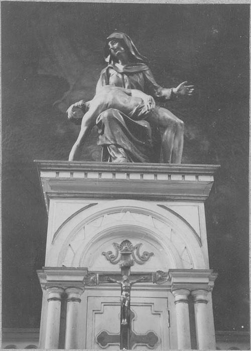 groupe sculpté : Vierge de Pitié - © Ministère de la Culture (France), Médiathèque du patrimoine et de la photographie, diffusion GrandPalaisRmn Photo