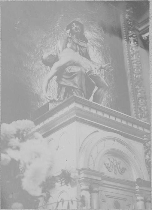 groupe sculpté : Vierge de Pitié - © Ministère de la Culture (France), Médiathèque du patrimoine et de la photographie, diffusion GrandPalaisRmn Photo