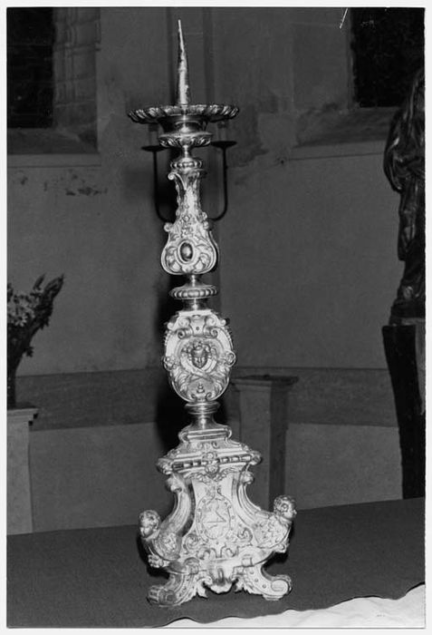 chandelier d'autel