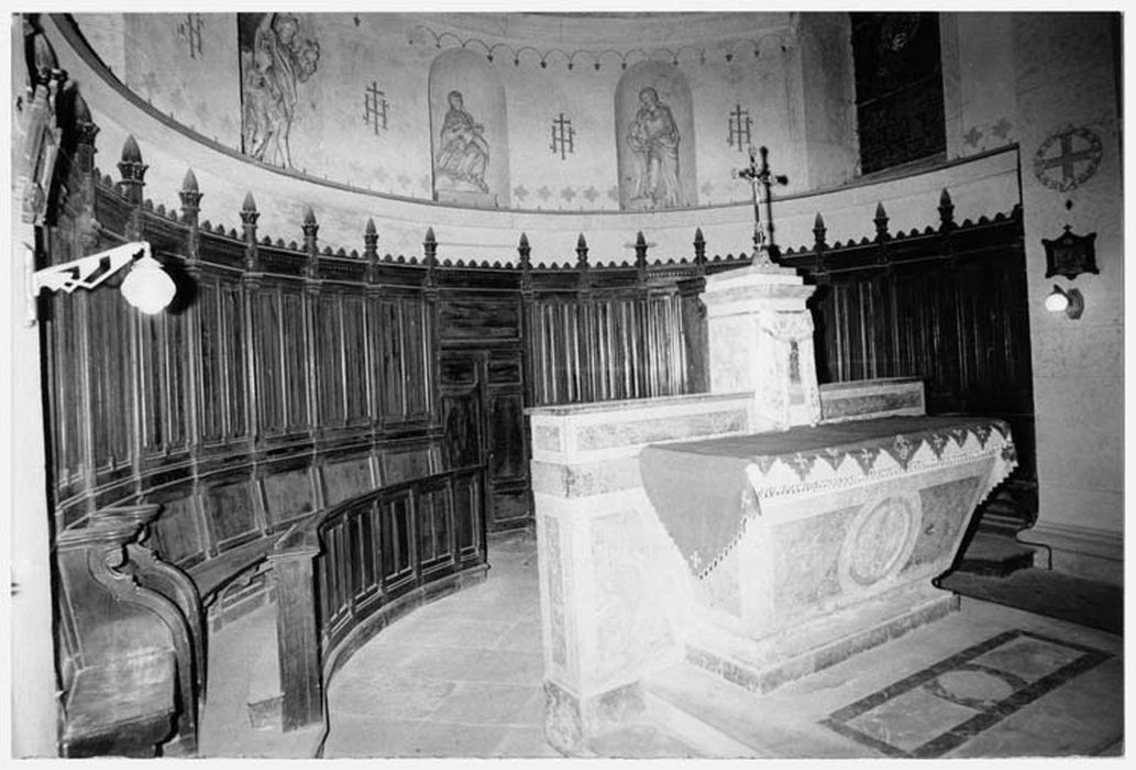 lambris de revêtement (boiseries du choeur) et stalles