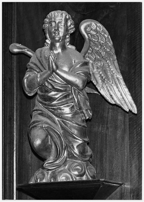 statue : Ange en prière