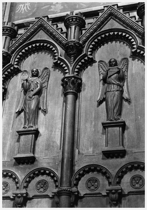 détail, lambris de revêtement (boiseries du choeur) et stalles