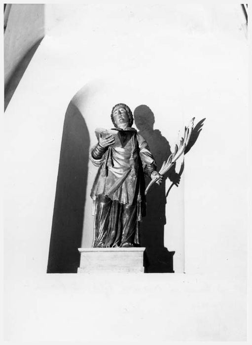 statue : Saint Romain