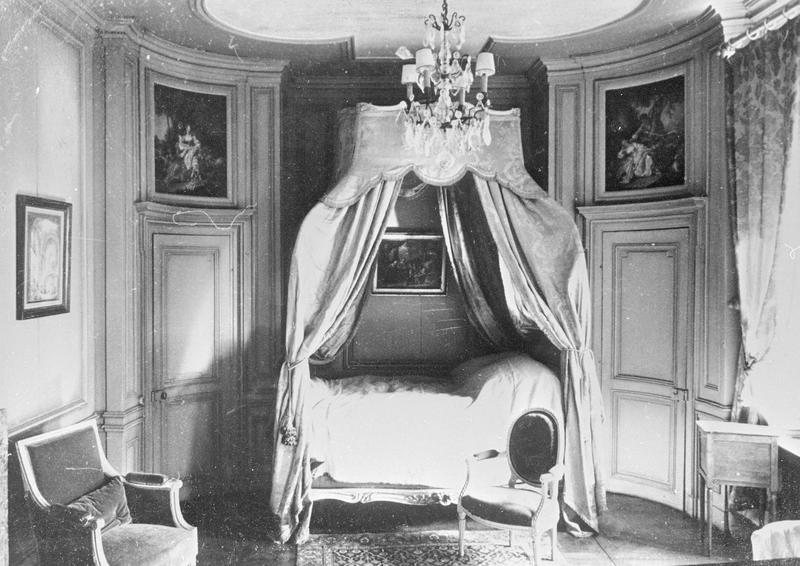 Intérieur : rez-de-chaussée, chambre