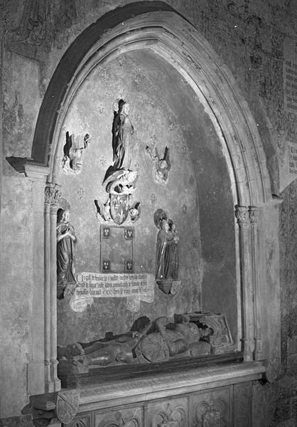 Enfeu (gisant), dit tombeau des entrailles de Bertrand du Guesclin