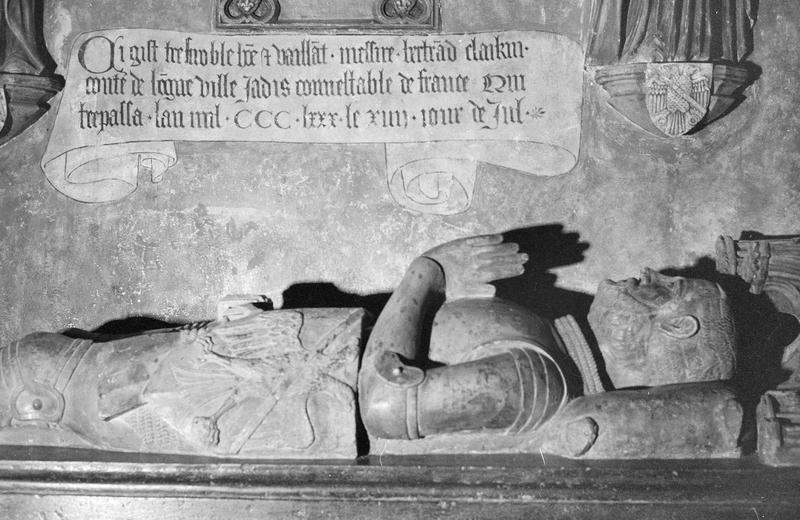 Enfeu (gisant), dit tombeau des entrailles de Bertrand du Guesclin : gisant