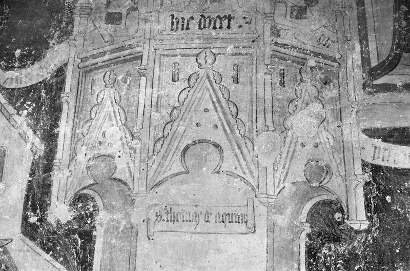 Peinture monumentale, troisième chapelle nord de la nef, mur est : dais de saint Thomas d'Aquin, sommet