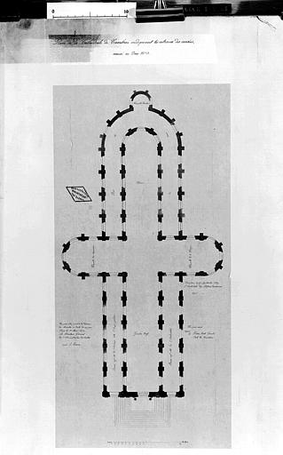 Plan indiquant les vitraux des croisées