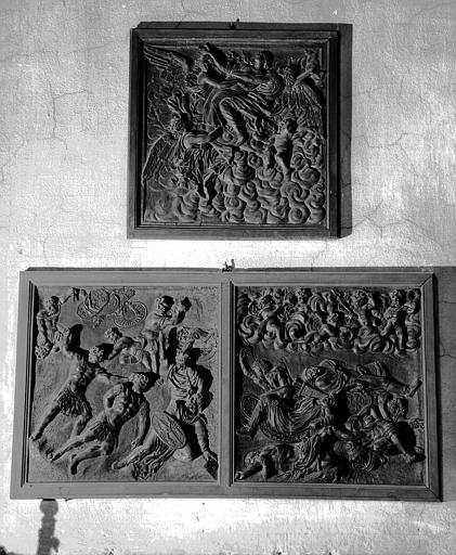 Ensemble de bas-reliefs