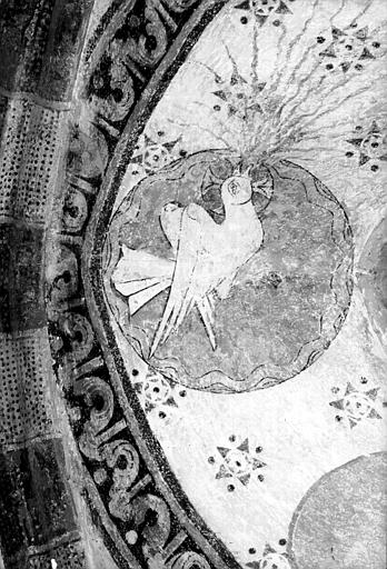 Ebrasement de la fenêtre orientale, peinture murale : Colombe