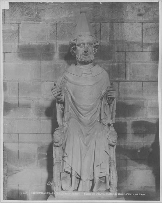 statue : Saint Pierre