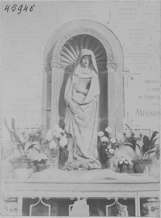 statue : Vierge de douleur