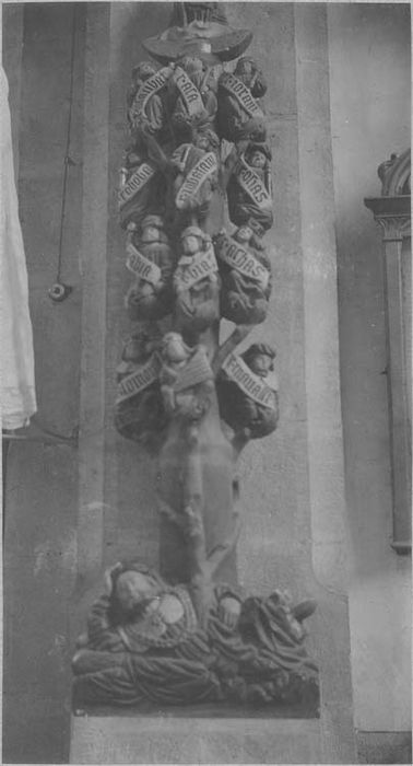 groupe sculpté : l'Arbre de Jessé - © Ministère de la Culture (France), Médiathèque du patrimoine et de la photographie, diffusion GrandPalaisRmn Photo