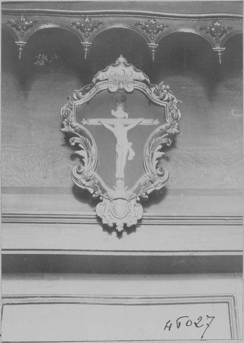 croix encadrée (crucifix)