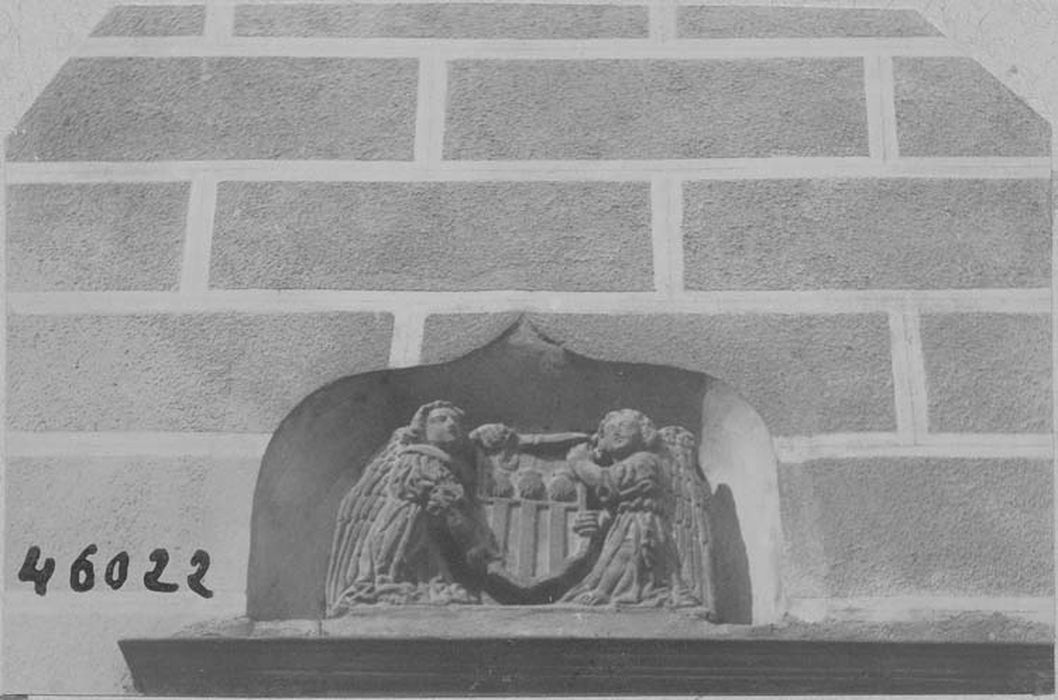 bas-relief