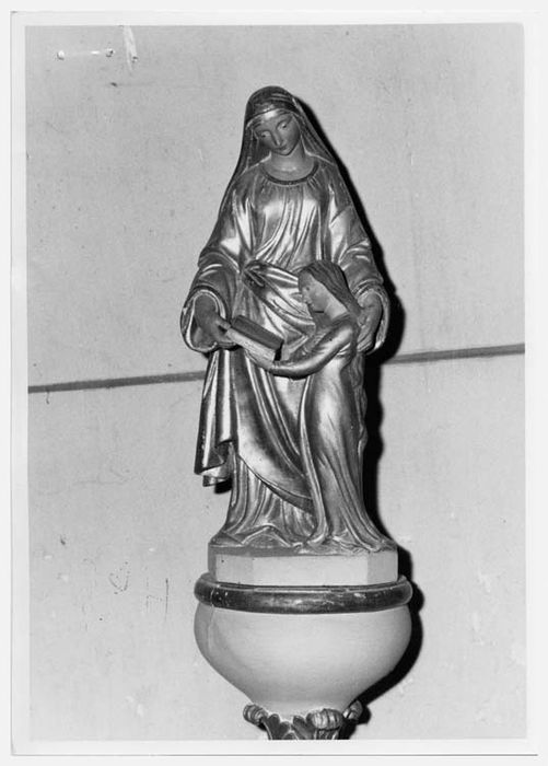 groupe sculpté : Education de la Vierge