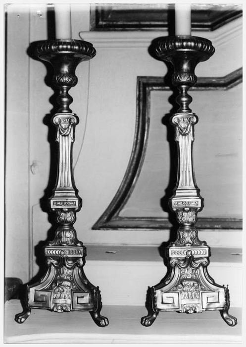 2 chandeliers d'autel