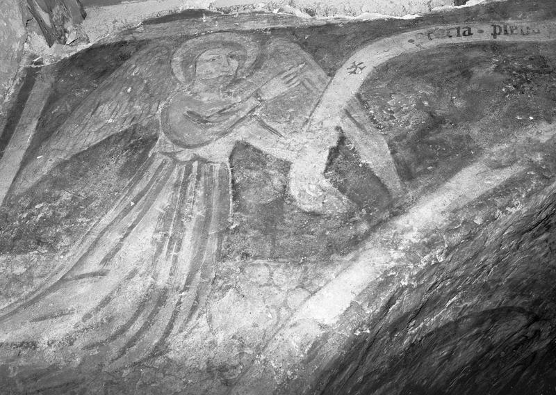 Peinture monumentale, chapelle Saint-Pierre, écoinçon à gauche : ange de l'Annonciation