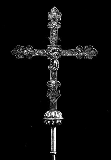 Croix processionnelle en argent, revers