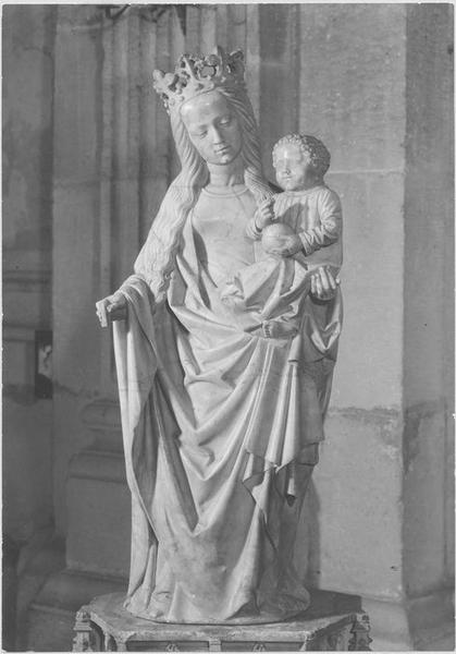 statue : Vierge à l'Enfant, vue générale