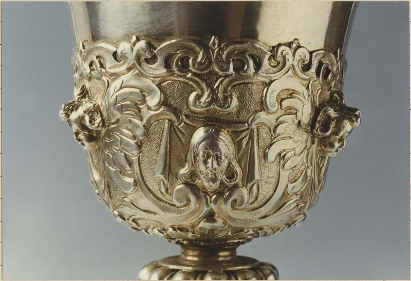 calice, détail de la coupe - © Ministère de la Culture (France), Médiathèque du patrimoine et de la photographie (objets mobiliers), tous droits réservés