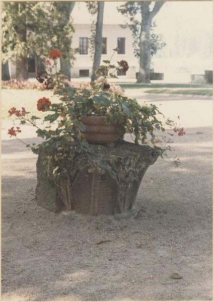 chapiteau, vue générale