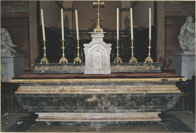 maître-autel (table d'autel), vue générale - © Ministère de la Culture (France), Médiathèque du patrimoine et de la photographie (objets mobiliers), tous droits réservés