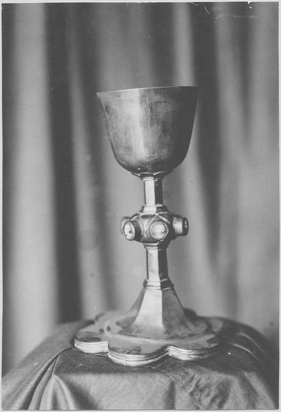 calice, vue générale - © Ministère de la Culture (France), Médiathèque du patrimoine et de la photographie (objets mobiliers), tous droits réservés