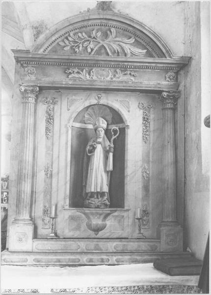 retable, statue : saint évêque, vue générale