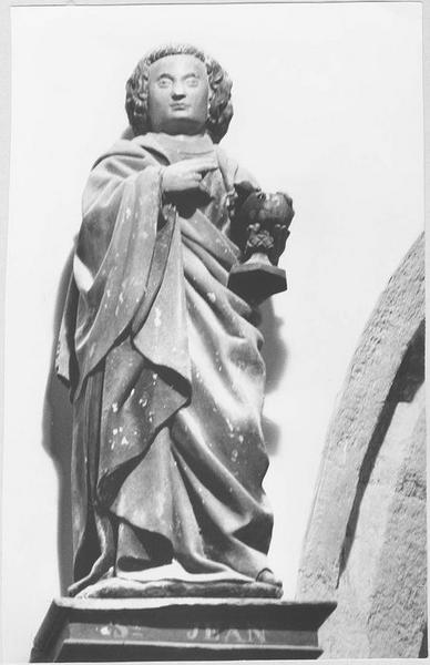 statue : saint Jean, vue générale