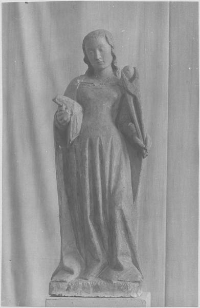 statue : sainte Agathe, vue générale