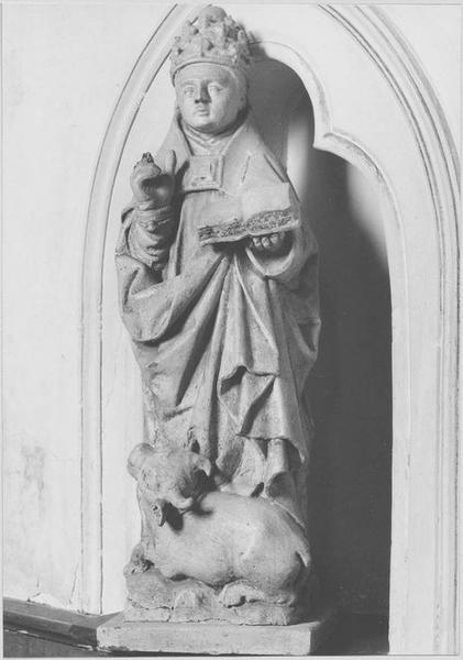 groupe sculpté : saint Sylvestre pape, vue générale