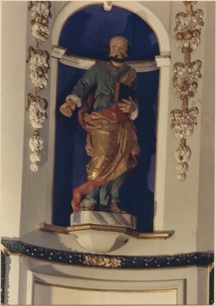 statue : saint Pierre, vue générale